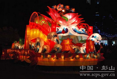 文化节彩车巡游